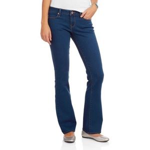No Boundaries Straight Leg Jeans